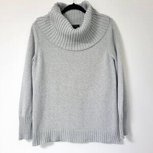 Nautica Soft Cotton Knitted Turtleneck Light Gray Sweater Minimalist